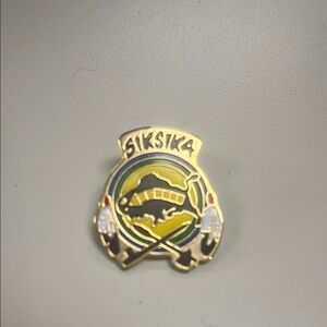 Siksika Enamel Travel Souvenir hat or lapel pin